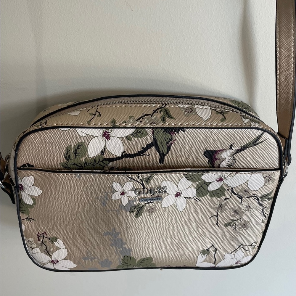 GUESS Hand Bag
